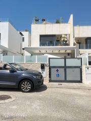 Chalet en Los Almendros