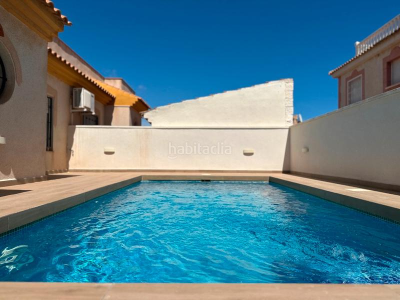 Foto b0fee94c-6750-4e3a-96ea-a28859b2a439. Duplex avec chauffage piscine dans Playa Flamenca Orihuela