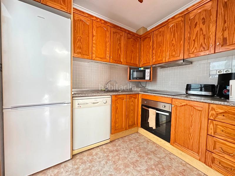 Foto 10b5eb89-5cd4-4790-a824-fc2865e2af77. Duplex with heating pool in Playa Flamenca Orihuela