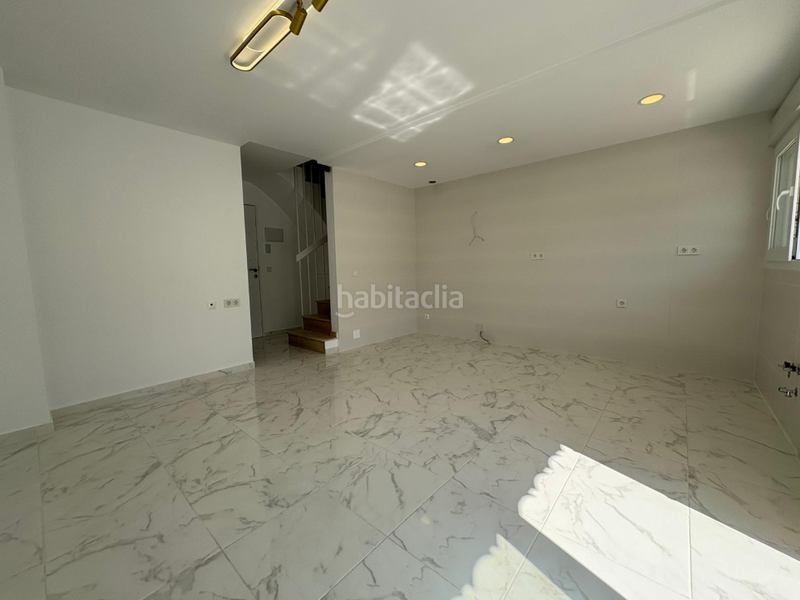Foto 40e2e254-5661-49eb-9230-8e96830df88a. Casa aparellada amb piscina a Los Balcones-Los Altos Torrevieja