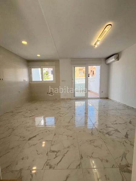 Foto 5af5ef52-984b-4fe9-9d4a-d4512cbd301e. Casa aparellada amb piscina a Los Balcones-Los Altos Torrevieja