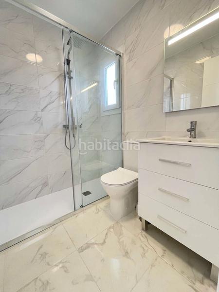 Foto 88d9d45f-3e83-4334-9152-125ca9aa55bd. Casa aparellada amb piscina a Los Balcones-Los Altos Torrevieja