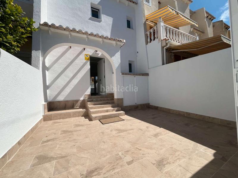 Foto e71fac6c-ac02-4218-bed9-13bab90ab52d. Casa aparellada amb piscina a Los Balcones-Los Altos Torrevieja