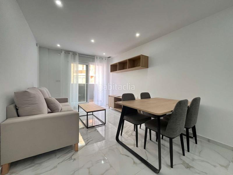 Foto b83ae036-8ddd-4712-9cd8-a22c035b9795. Apartamento en Centro - Muelle Pesquero Torrevieja