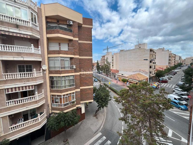 Foto ce6e03a7-1386-49b5-8f80-60a8a241f542. Piccolo appartamento con riscaldamento piscina in Torrevieja