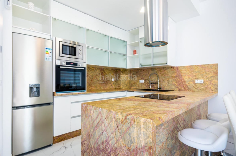 Foto b49d3550-7cbe-4d9e-a6b3-0c948fcaea95. Chalet mit pool in Los Almendros Orihuela