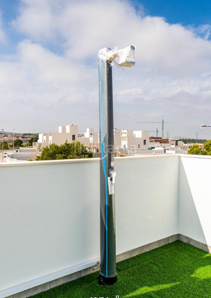 Foto 1a180f5a-af12-455e-9f4b-585c74178650. Chalet avec piscine dans Los Almendros Orihuela