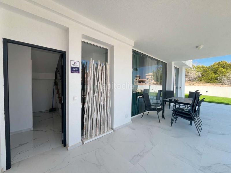 Foto 1d0fe7ca-fb41-46ef-b367-de61dcf7eef3. Chalet avec piscine dans Los Almendros Orihuela