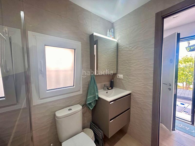 Foto c99ee6a1-d732-4f0e-8c08-d46f59f1a74e. Chalet with heating pool in La Florida Orihuela