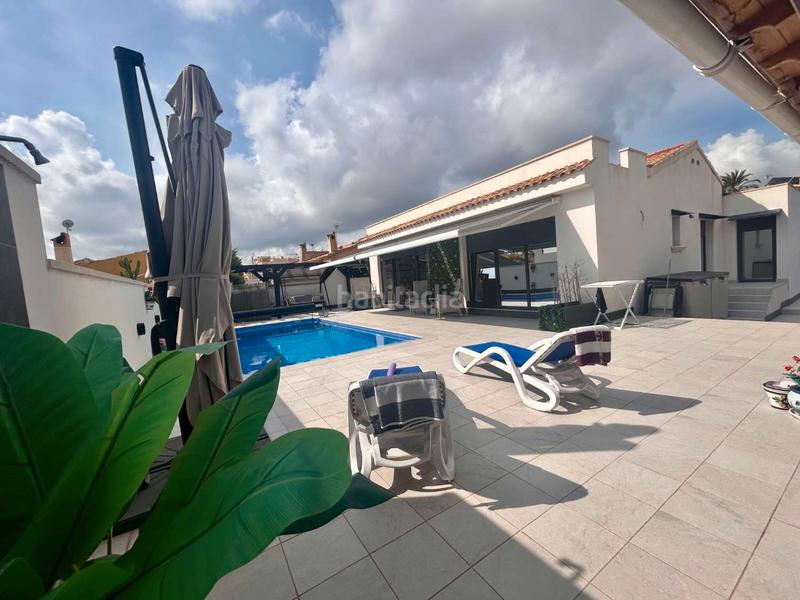 Foto 78afd8d2-f278-43bf-9537-108f00b2d476. Chalet con riscaldamento piscina in La Florida Orihuela