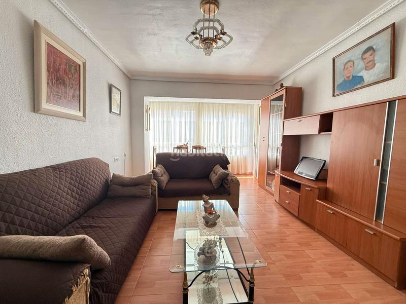 Foto e5b85ecb-a251-430f-8344-1e9fb0b49442. Flat with heating in Las Piscinas Naturales Torrevieja