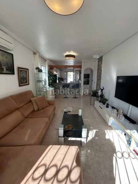 Foto 158f4586-0dff-4871-9f30-f6a4e9692c40. Chalet mit heizung parking pool in Los Balcones y los Altos Orihuela