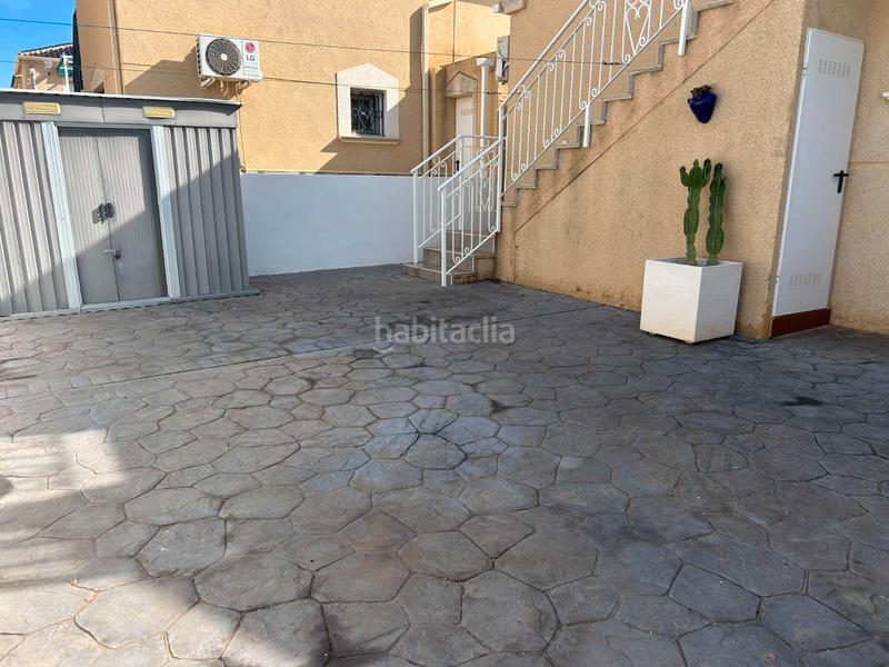 Foto 1747dc6e-6c30-4277-a740-fa1fa66a7991. Chalet mit heizung parking pool in Los Balcones y los Altos Orihuela