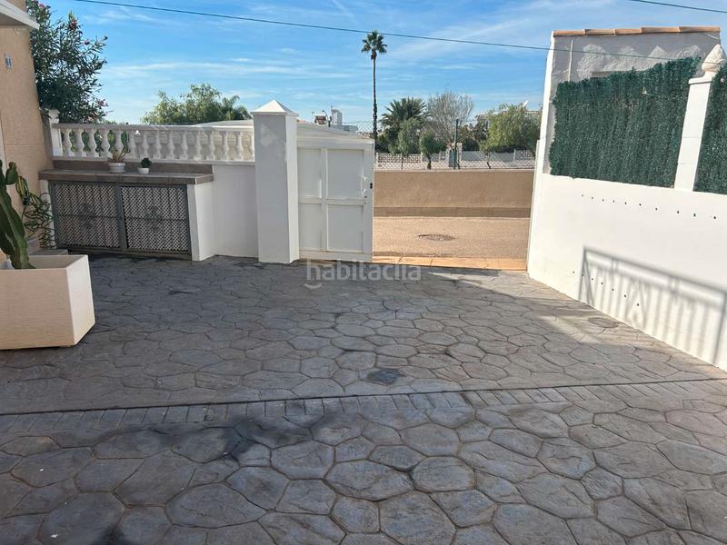 Foto 27d96ccd-5d85-4570-a6bd-8e454bb16bd2. Chalet mit heizung parking pool in Los Balcones y los Altos Orihuela