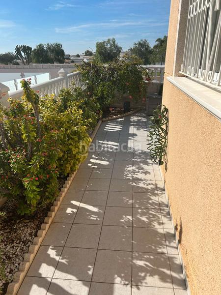 Foto c4b6f648-294d-4284-9f9b-7df99b3a657c. Chalet mit heizung parking pool in Los Balcones y los Altos Orihuela