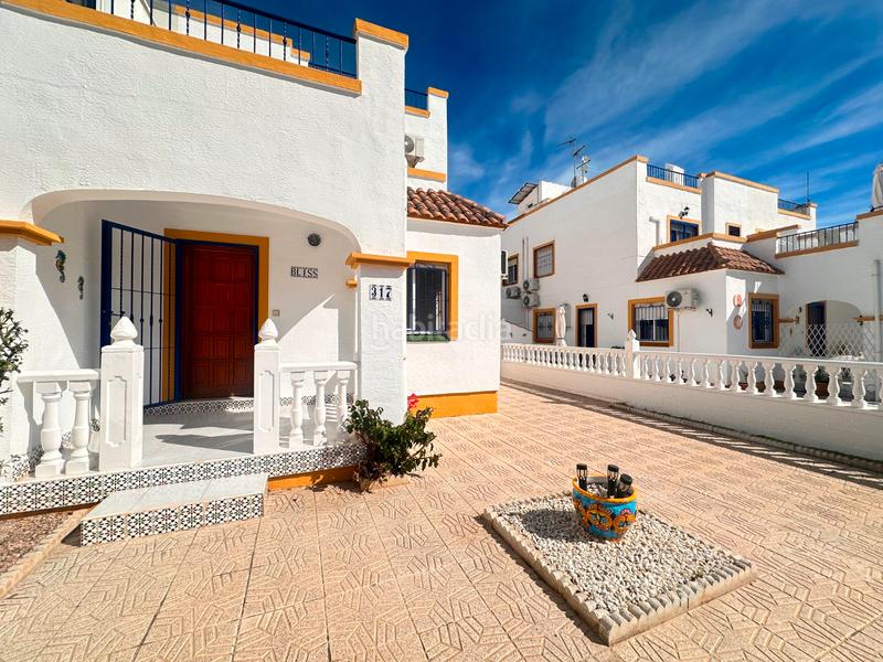 Foto bb11ab05-9026-4904-883e-98a48c9bf35d. Duplex with pool in La Florida Orihuela