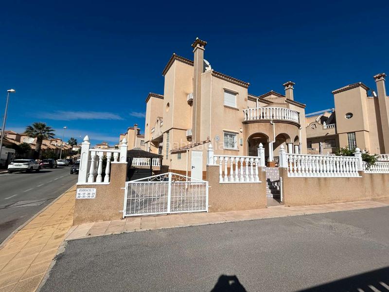 Foto b5246a70-5cb0-4197-b49e-c9fb521d3dbb. Duplex with heating parking pool in Villamartín-Las Filipinas Orihuela