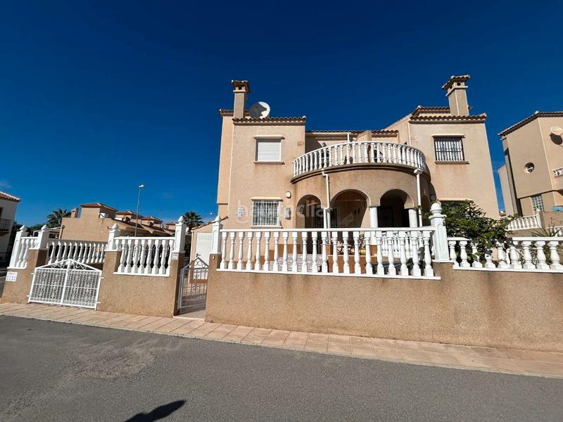 Foto ecf2bbc4-da0f-427d-aabb-8d2f70d64aba. Duplex with heating parking pool in Villamartín-Las Filipinas Orihuela