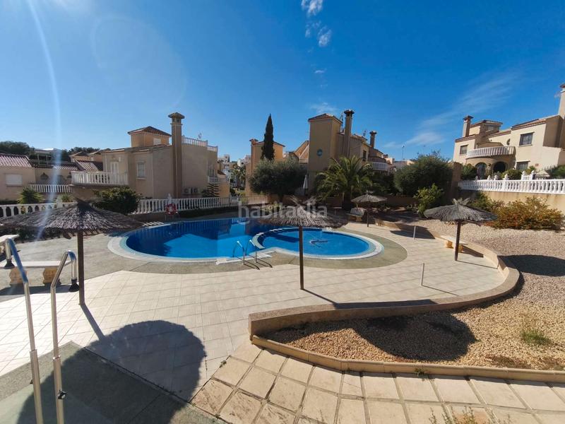 Foto f8e36296-a874-4d89-899f-4ac2a314ecb1. Duplex with heating parking pool in Villamartín-Las Filipinas Orihuela