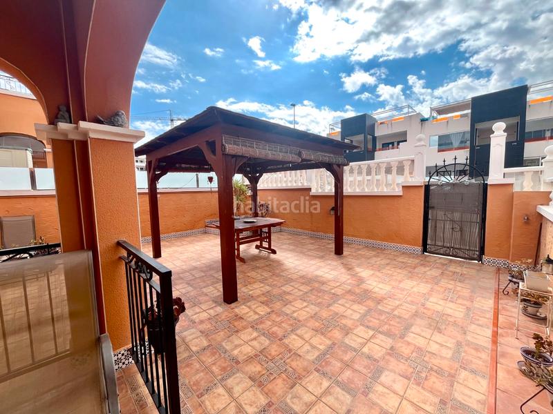 Foto b08ce1ec-b817-401b-bb5a-1c66fed2429c. Duplex avec chauffage piscine dans La Florida Orihuela