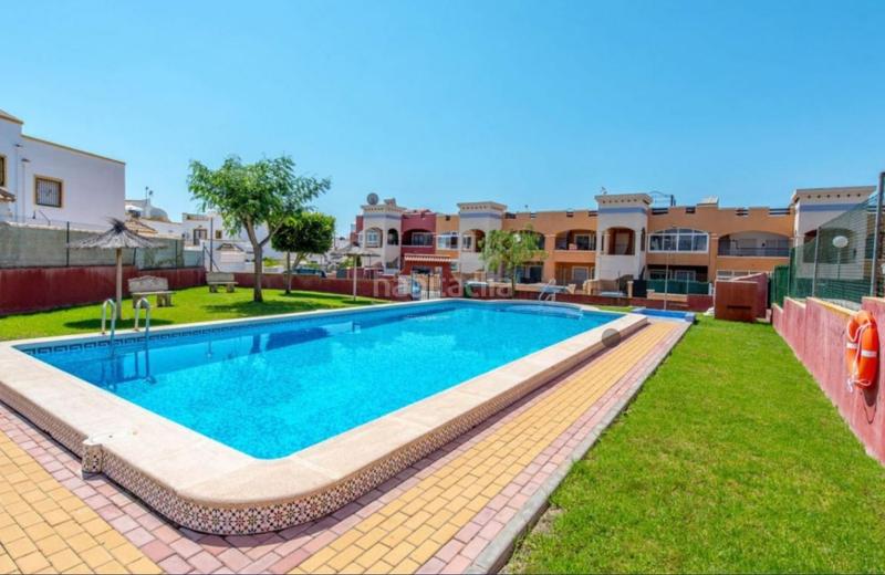 Foto 2b582cd6-4450-4917-8449-80f26cb8f9e5. Duplex with heating pool in La Florida Orihuela