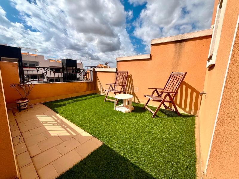 Foto 62be70e8-e74f-4124-8f08-2b2e4cc1e593. Duplex with heating pool in La Florida Orihuela