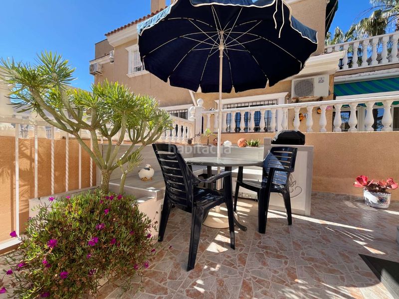 Foto 80d34504-acdc-4ea6-9efc-6e9b4b413354. Casa amb piscina a Playa Flamenca Orihuela