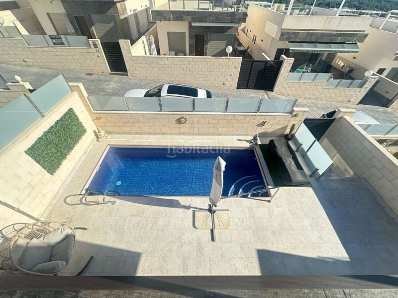 Foto fd49a62b-57dd-47cc-8810-7aca0b7669b0. Xalet amb calefacció piscina a Los Almendros Orihuela