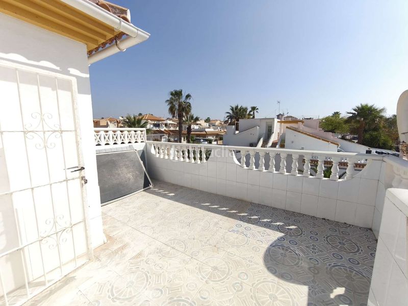 Foto c8f979a5-1c01-4a82-b8d6-777df2026393. Dúplex amb aparcament piscina a La Florida Orihuela
