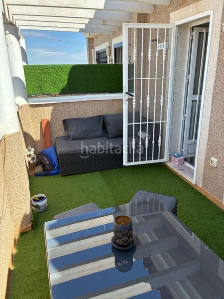 Foto 590e722c-2729-44e6-9118-42f38900e124. Dúplex amb calefacció aparcament piscina a La Florida Orihuela