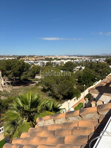 Foto 8770181d-7346-440f-9bcd-18c32e16b091. Dúplex amb calefacció aparcament piscina a La Florida Orihuela