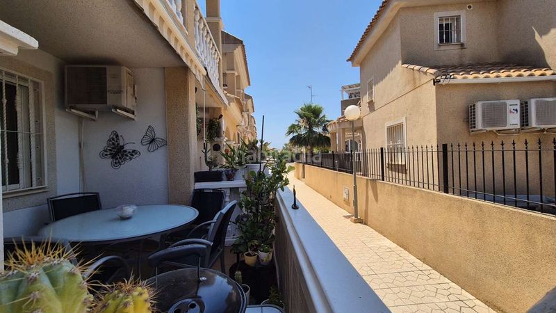 Foto a3eb3172-060a-421c-8f85-c7eee013167a. Dúplex amb calefacció aparcament piscina a La Florida Orihuela
