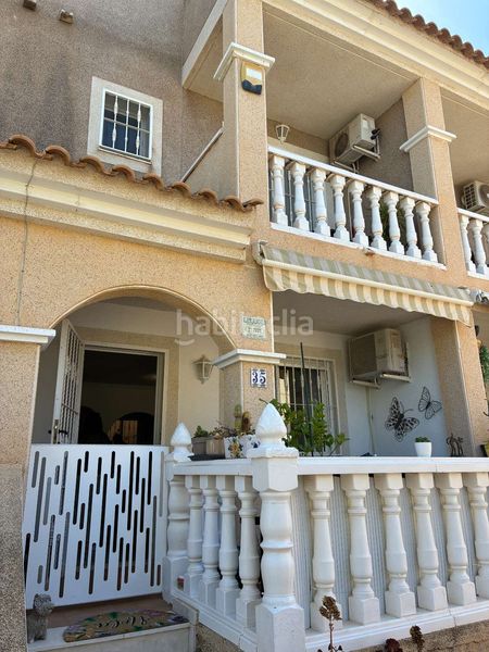 Foto a75155b0-f0cc-4110-878d-4172c93175e6. Dúplex amb calefacció aparcament piscina a La Florida Orihuela