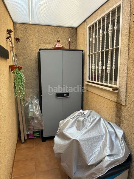 Foto f91a1ba0-4819-4d23-a5d8-97b130dfd540. Dúplex amb calefacció aparcament piscina a La Florida Orihuela