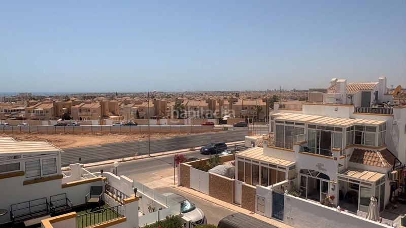 Foto 0414f6f5-890e-4089-943d-71f28adff0e4. Dúplex amb calefacció piscina a La Florida Orihuela
