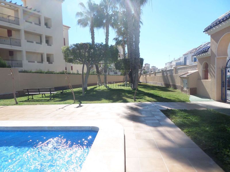 Foto cc17c1a0-b393-437c-a465-127cd83dfbc3. Apartament amb calefacció piscina a La Florida Orihuela