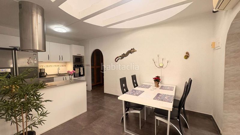 Foto 02be4fa4-f2bb-4748-a5cf-1295b4f9639e. Casa a La Florida Orihuela