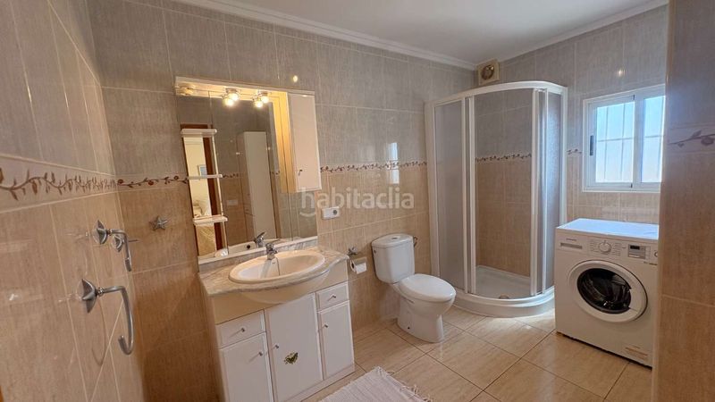 Foto b179a965-1a50-4239-9c9e-9d3569ccf062. Casa amb calefacció a La Florida Orihuela