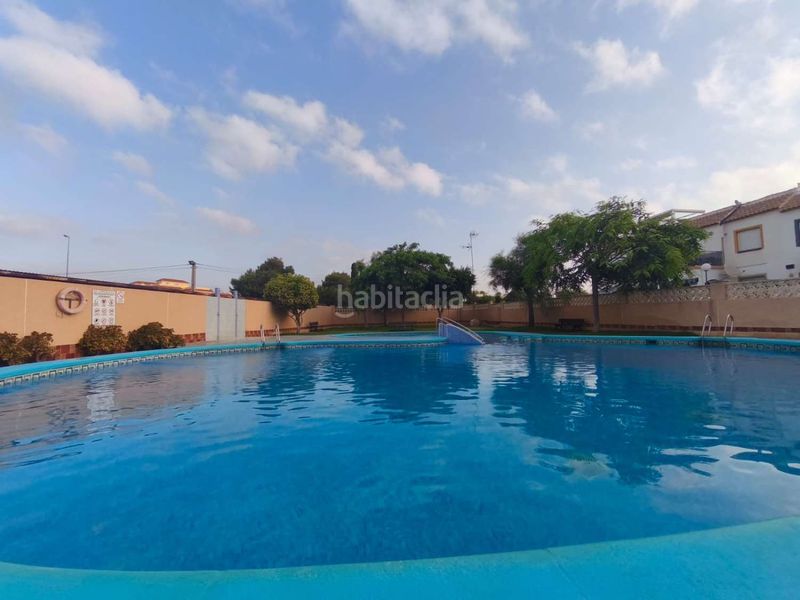 Foto c7197422-a359-4d34-a00a-9852e1fbffcc. Apartament amb calefacció piscina a La Florida Orihuela