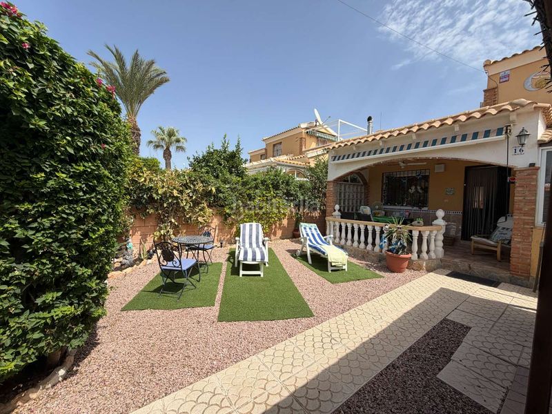 Foto c9c9ca25-e999-4e1e-93af-48765b8a5fbb. Chalet en La Florida Orihuela