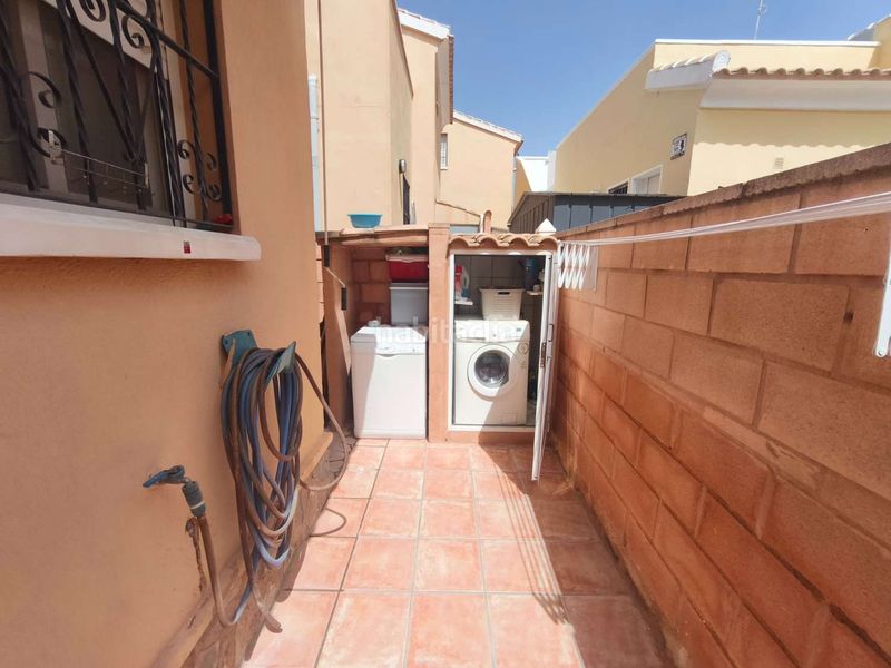 Foto c1514ba3-8dfb-4bae-9409-1747f654d8d1. Xalet amb calefacció piscina a La Florida Orihuela