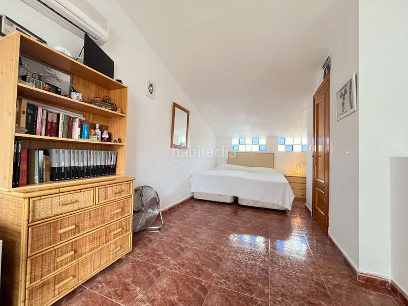 Foto 55fe2c4f-1e25-488c-be79-ac1d11a6b767. Casa adossada amb aparcament piscina a Playa Flamenca Orihuela