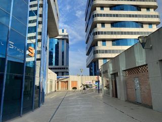 Aparcament cotxe a Calle Astronomía 14