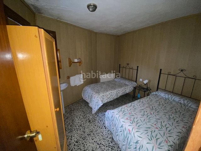 Foto bb57437c-b82a-41f6-abb6-8ee137c61a5a. Edificio  en venta en calle de cervantes en Cortegana