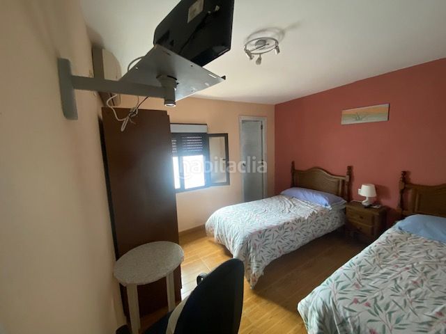 Foto d7fa0d23-3006-4f01-a836-d9f410f0c818. Edificio  en venta en calle de cervantes en Cortegana
