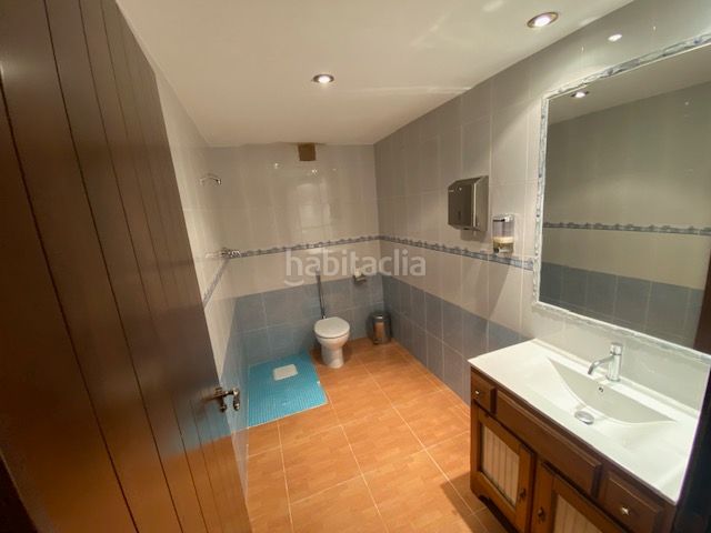 Foto 5ece994a-397e-4332-ba54-9e5f2de69568. Edifici a Cala