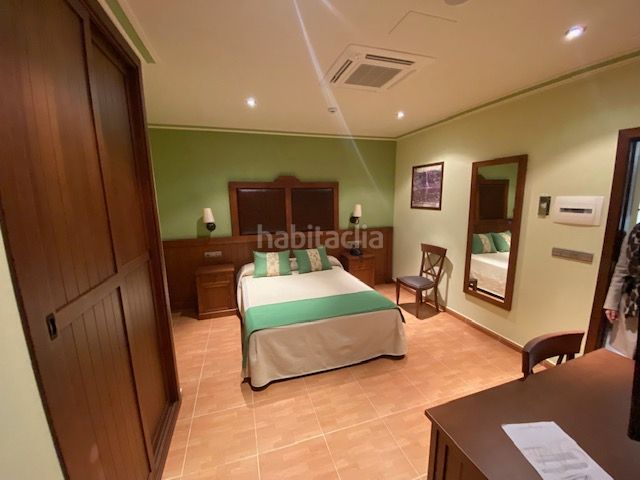 Foto 8f63f79b-7b04-4661-801d-26a2e020cda0. Edifici a Cala
