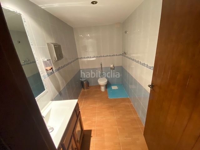 Foto eadaf2ac-cd56-4613-b631-73cfa085d4f2. Edifici a Cala