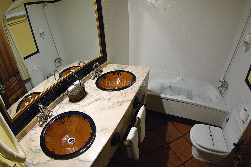 Foto de81e417-5c92-4281-be33-628d458dd65c. Edificio in Galaroza