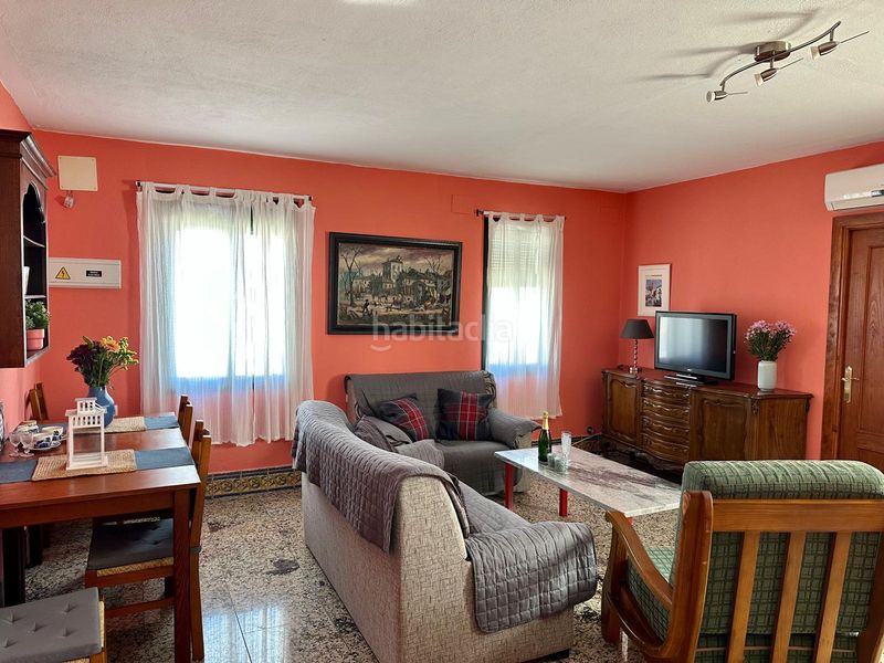 Foto 5ad86805-b957-4cd2-9171-5e1817d578ee. Edificio in Aracena